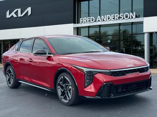 2025 Kia K4 GT-Line