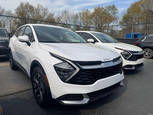 2024 Kia Sportage EX
