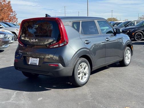 2022 Kia Soul LX