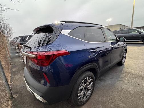 2023 Kia Seltos EX