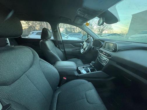 2019 Hyundai SANTA FE SEL 2.4