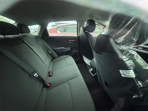 2025 Kia K4 LX