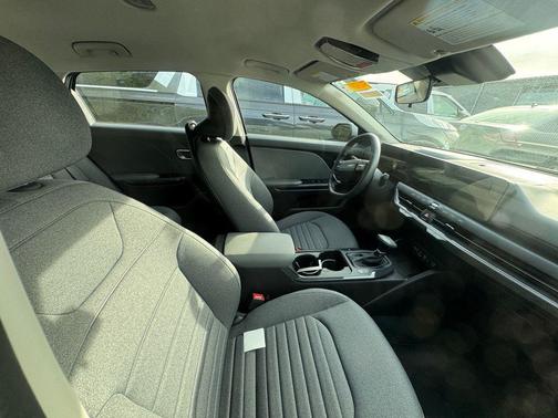 Morning Haze 2025 Kia K4 EX
