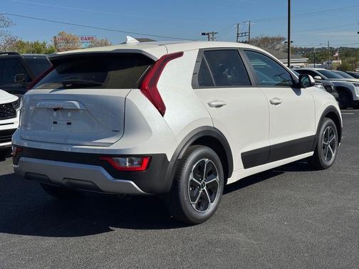 2026 Kia Niro LX