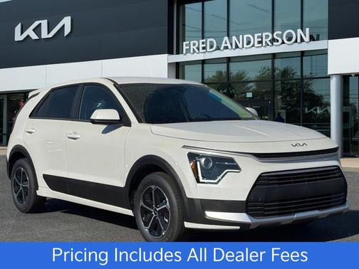 Snow White Pearl 2026 Kia Niro LX