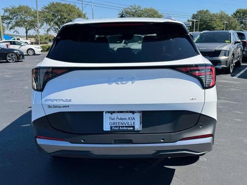 2026 Kia Sportage EX