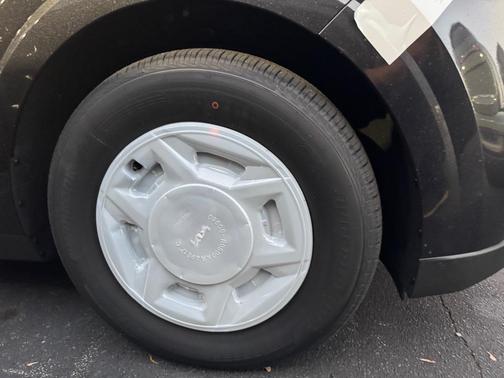 2026 Kia Carnival LX