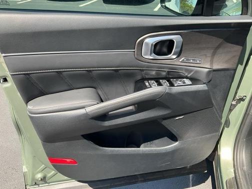 2025 Kia Sorento SX