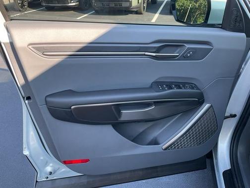 2026 Kia EV9 Light Short Range