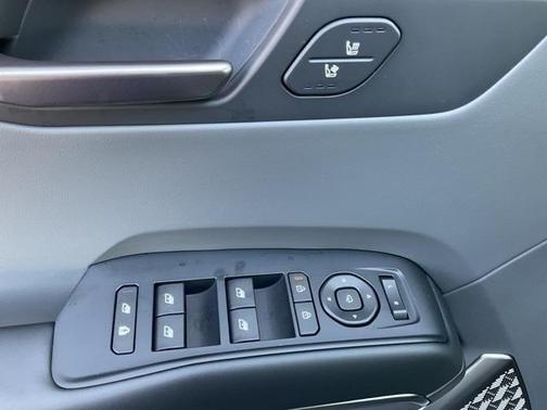 2026 Kia EV9 Light Short Range