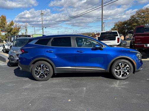 2024 Kia Sportage EX