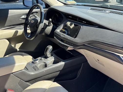 2019 Cadillac XT4 Luxury