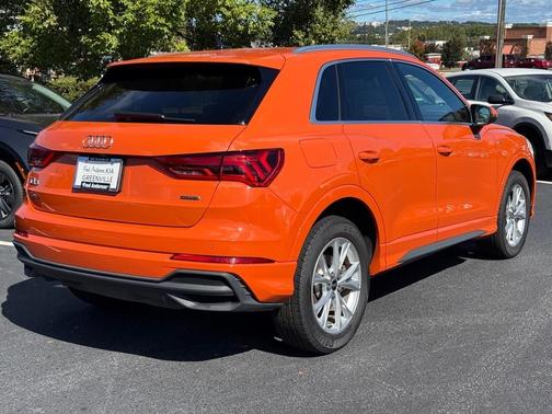 2024 Audi Q3 Premium 45 TFSI S line quattro Tiptronic