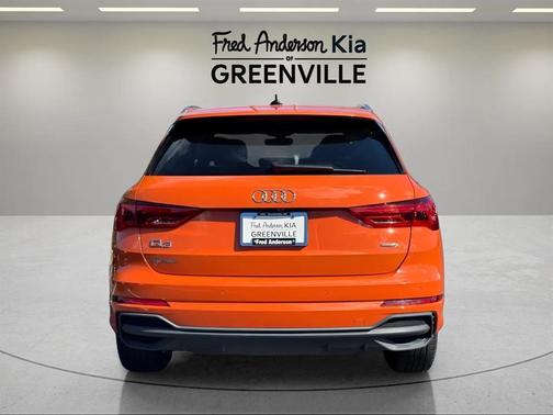 2024 Audi Q3 Premium 45 TFSI S line quattro Tiptronic