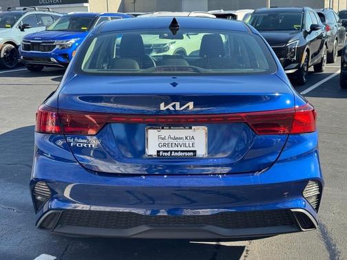 2023 Kia Forte LXS