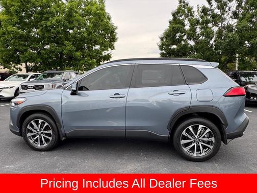Celestite 2024 Toyota Corolla Cross XLE