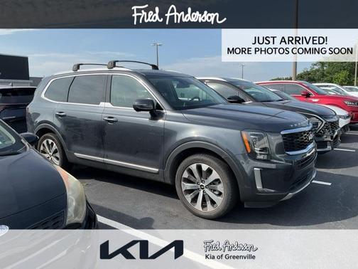 2022 Kia Telluride S