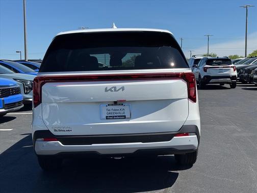 Snow White Pearl 2026 Kia Carnival LXS