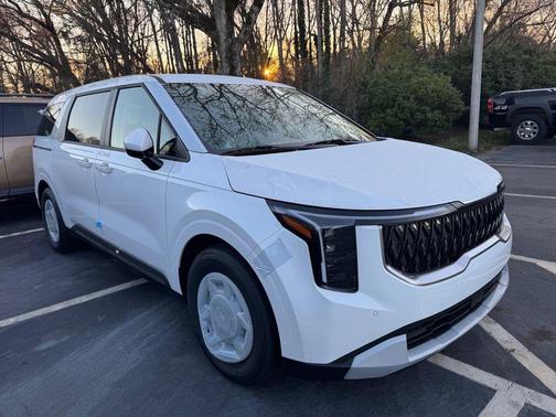 2026 Kia Carnival LXS