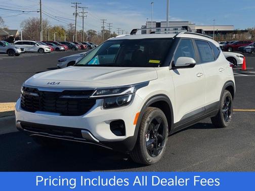 Snow White Pearl 2026 Kia Seltos EX