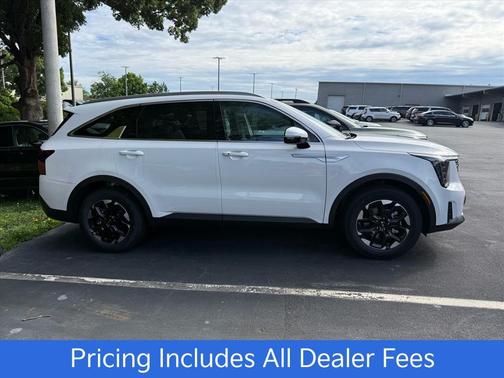 Glacial White Pearl 2026 Kia Sorento S