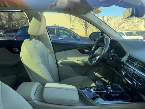 2019 Audi Q7 55 Prestige