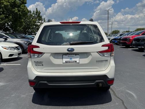 2022 Subaru Forester Base