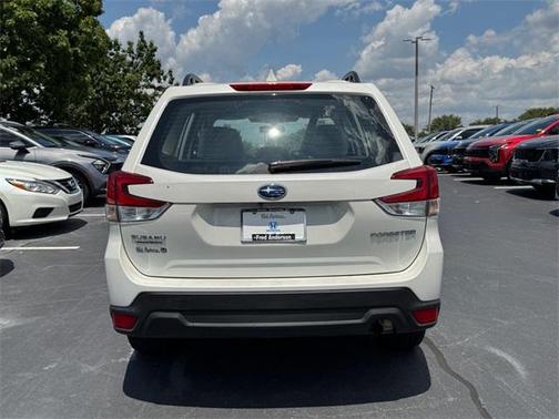 2022 Subaru Forester Base