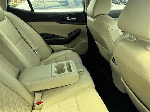 2016 Nissan Maxima 3.5 Platinum