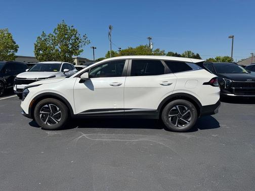 2025 Kia Sportage Hybrid LX