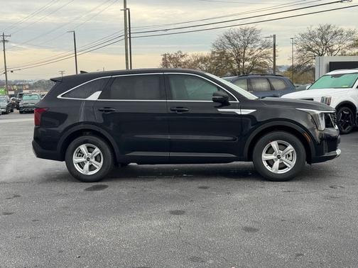 2026 Kia Sorento LX