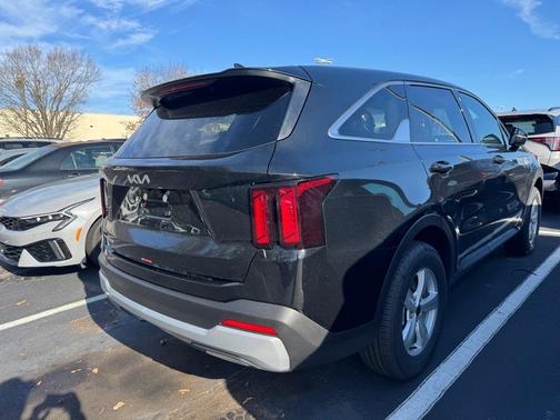 2026 Kia Sorento LX
