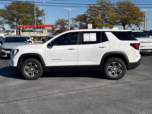 2026 GMC Terrain FWD Elevation