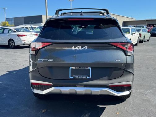 2024 Kia Sportage EX