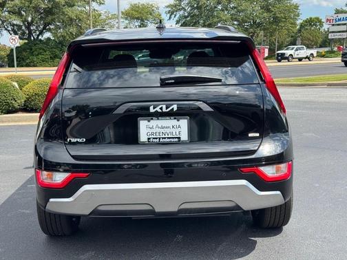 2025 Kia Niro Touring
