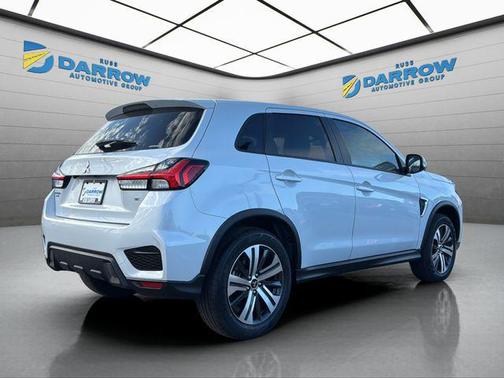 White Diamond 2025 Mitsubishi Outlander Sport SE