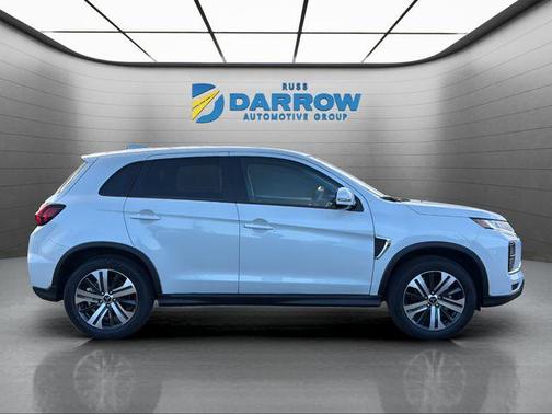 White Diamond 2025 Mitsubishi Outlander Sport SE