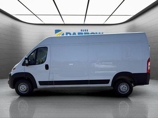 Bright White Clearcoat 2025 RAM ProMaster 2500 Tradesman