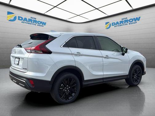 White Diamond 2026 Mitsubishi Eclipse Cross LE