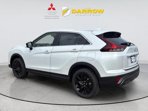 White Diamond 2026 Mitsubishi Eclipse Cross LE