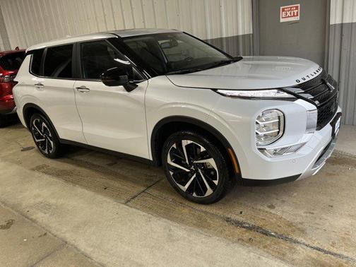 2024 Mitsubishi Outlander SE 2.5 2WD