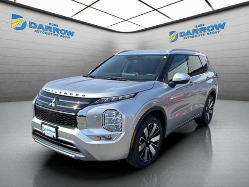 Alloy Silver Metallic 2026 Mitsubishi Outlander SEL 2.5 S-AWC