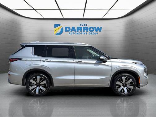 Alloy Silver Metallic 2026 Mitsubishi Outlander SEL 2.5 S-AWC