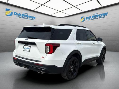 Star White Metallic Tri-Coat 2022 Ford Explorer ST