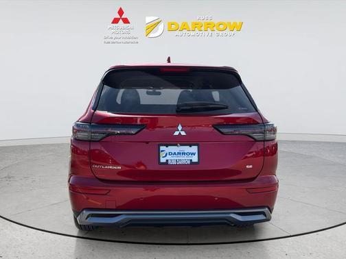 Red Diamond 2026 Mitsubishi Outlander SE S-AWC