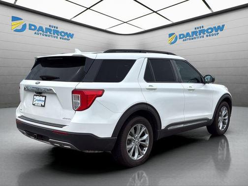 Star White Metallic Tri-Coat 2021 Ford Explorer XLT