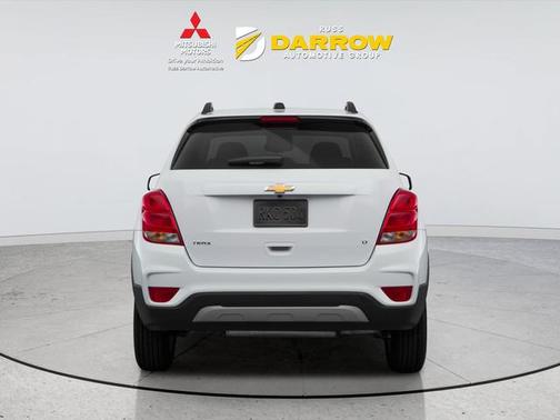 Summit White 2019 Chevrolet Trax LT