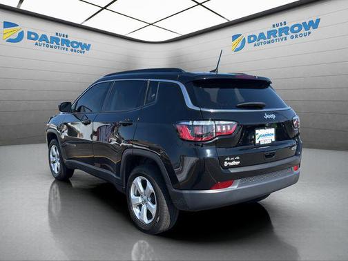 Diamond Black Crystal Pearlcoat 2021 Jeep Compass Latitude