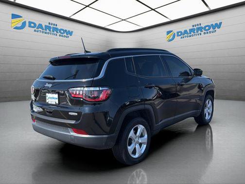 Diamond Black Crystal Pearlcoat 2021 Jeep Compass Latitude