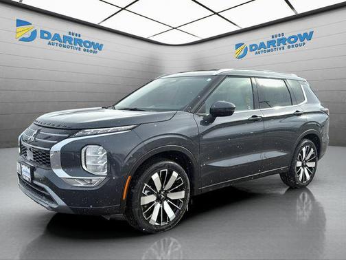 Gray 2026 Mitsubishi Outlander SEL 2.5 S-AWC